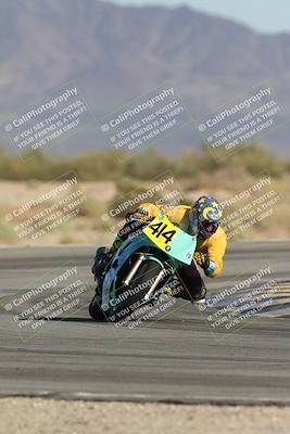 media/Oct-04-2025-CVMA (Sat) [[408bcdd6e4]]/Race 14-500-400-350 Supersport/